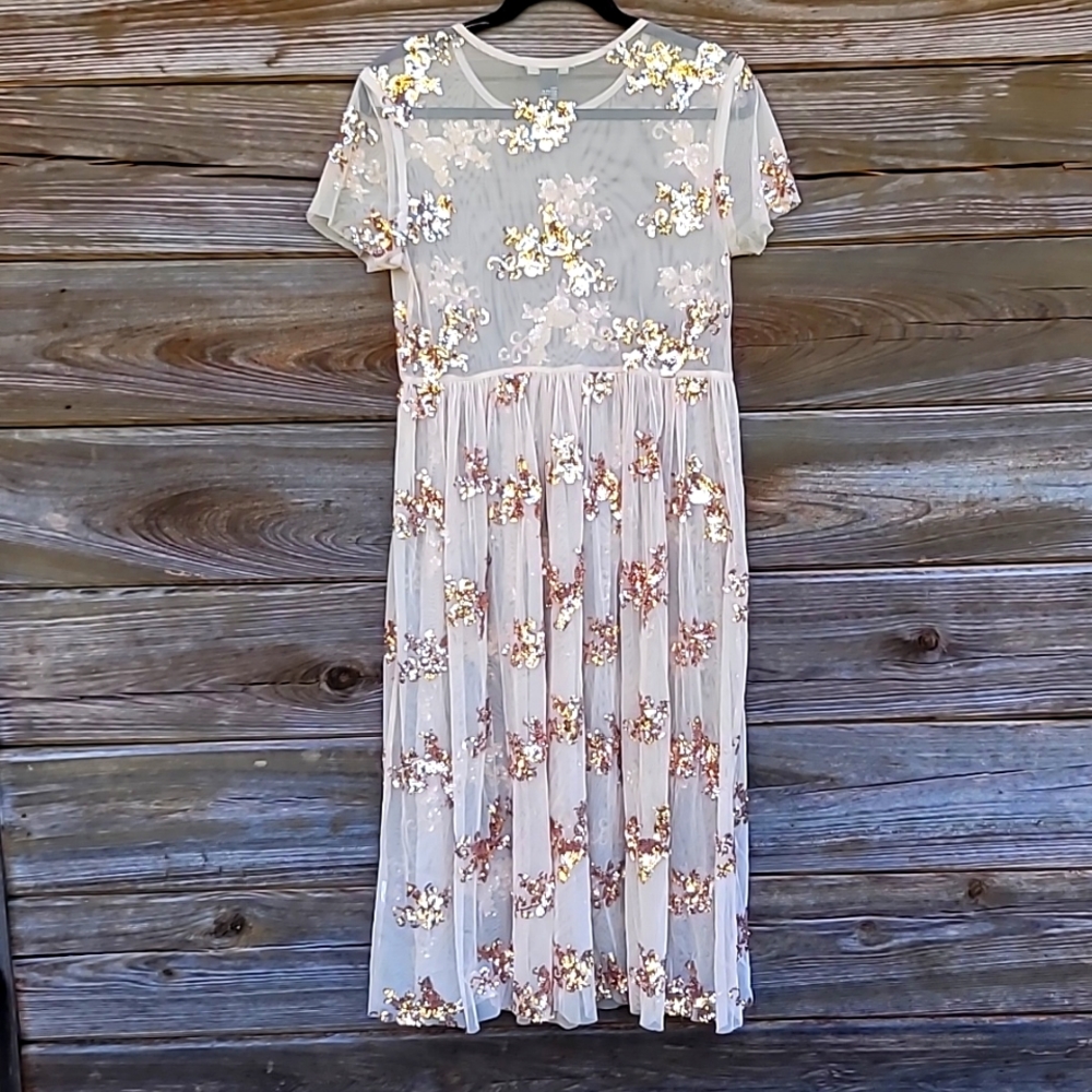 Sheer Nude and Rose Gold Dress Size Medium - Picture 2 of 4